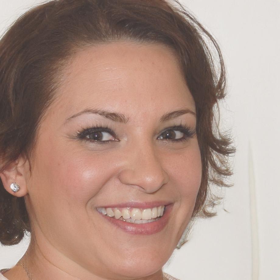 Valentina Rosales, Gerente de Desarrollo de Productos